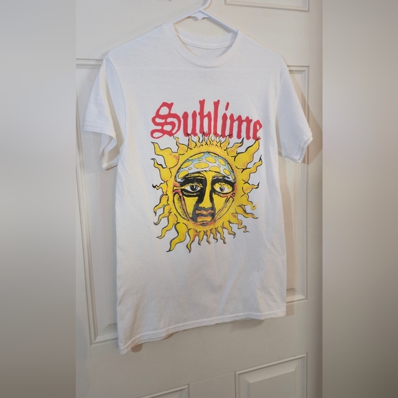 Sublime Unisex Short-Sleeve Sun Graphic T-Shirt/Tee Size Small. BNWOT! 🌞 - Picture 2 of 9